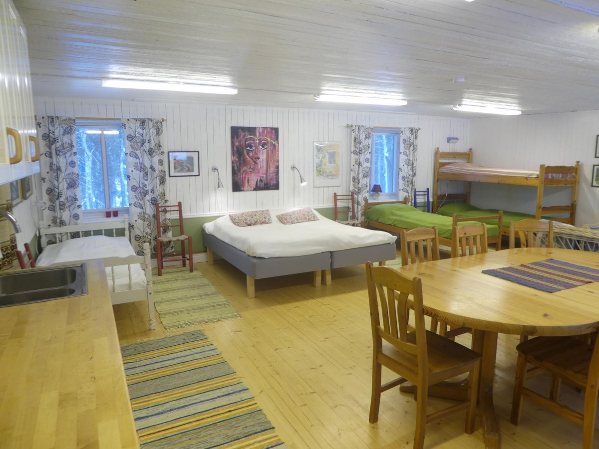 Praestmyrens Vandrarhem Ransäter Exteriér fotografie